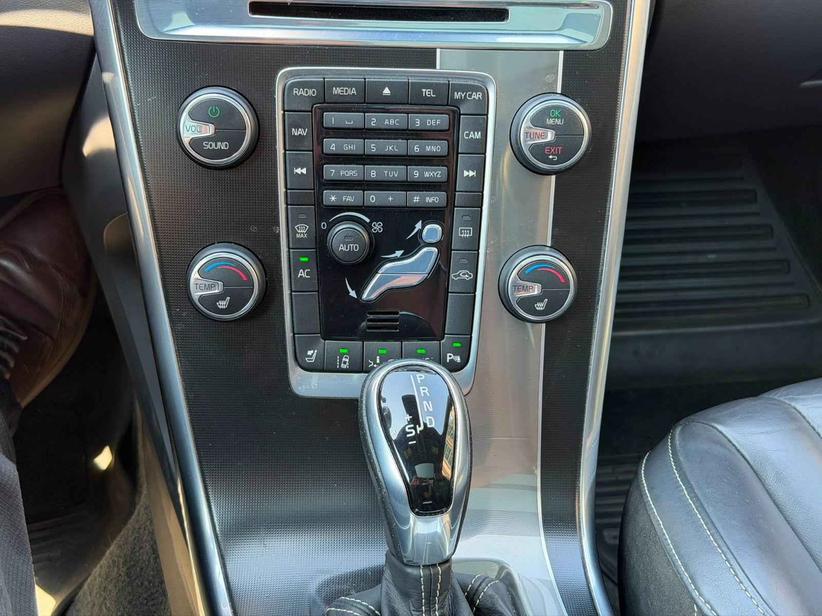2014 Volvo XC60 in Richmond, British Columbia