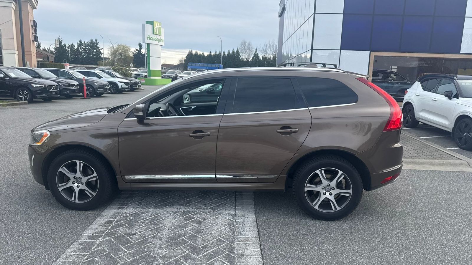 2015 Volvo XC60 in Richmond, British Columbia