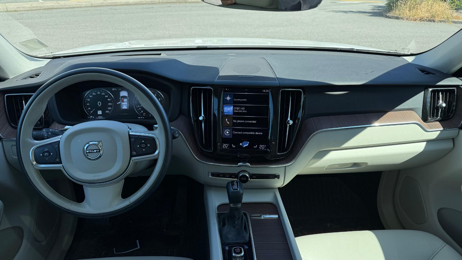 2021 Volvo XC60 in Richmond, British Columbia