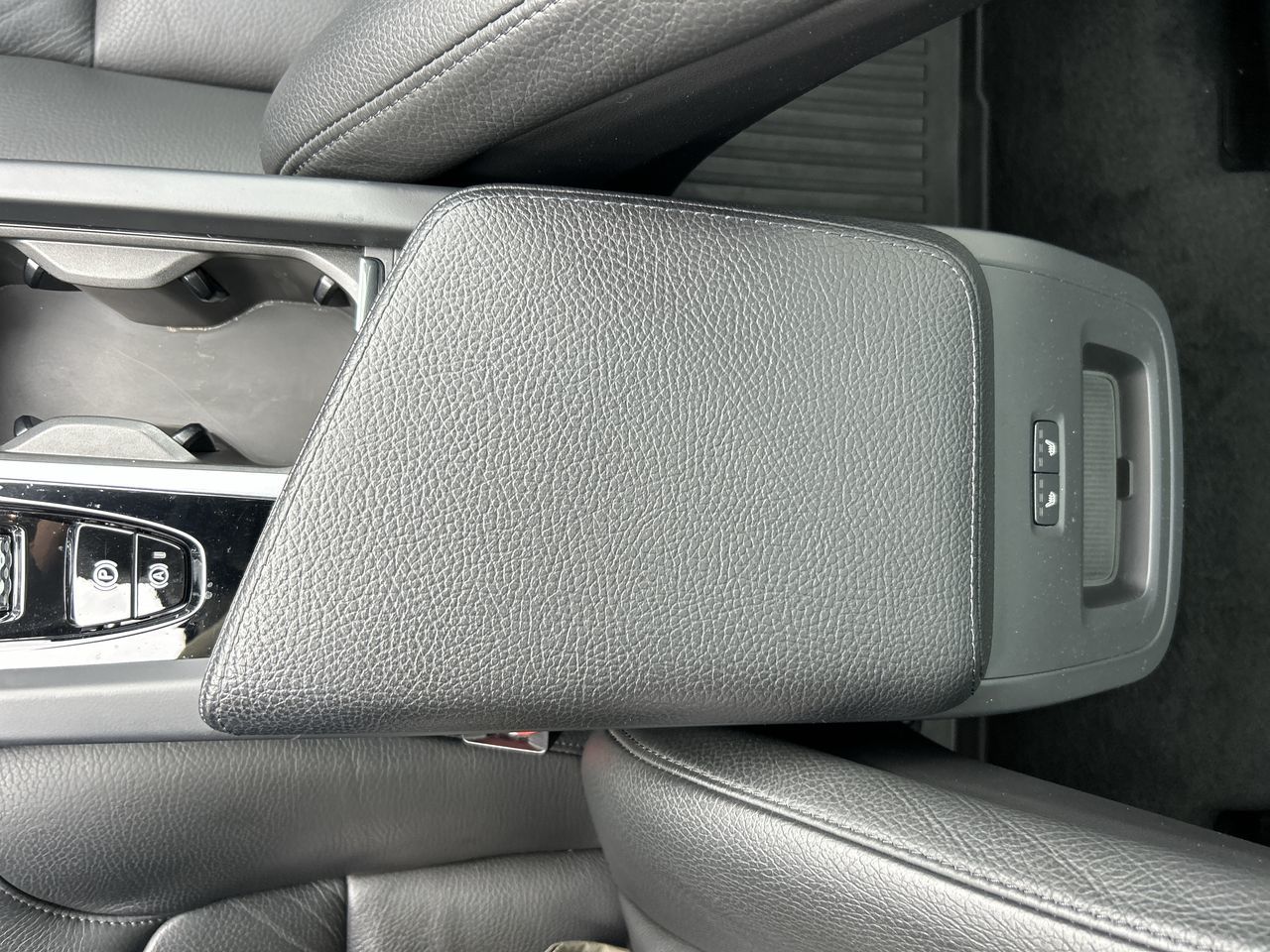 2021 Volvo XC60 in Richmond, British Columbia