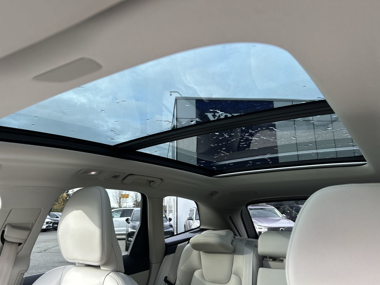 Volvo XC60  2022 à Richmond, Colombie-Britannique