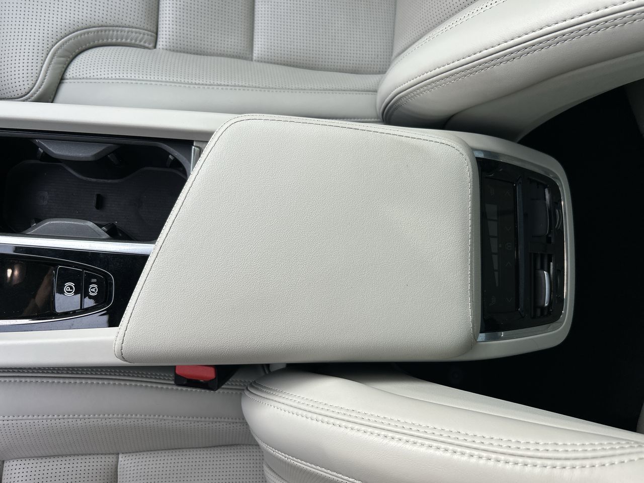 Volvo XC60  2022 à Richmond, Colombie-Britannique