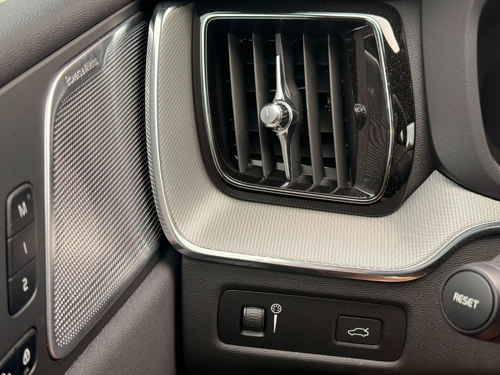 2022 Volvo XC60 in Richmond, British Columbia