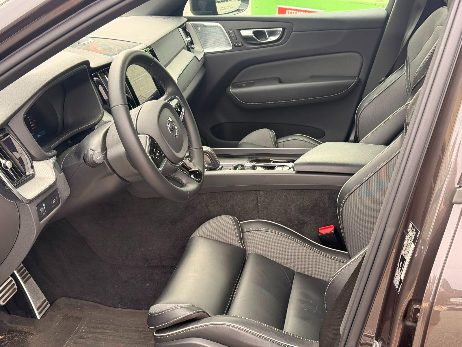 2022 Volvo XC60 in Richmond, British Columbia