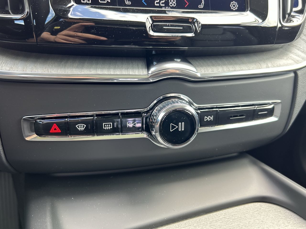 2025 Volvo XC60 in Richmond, British Columbia