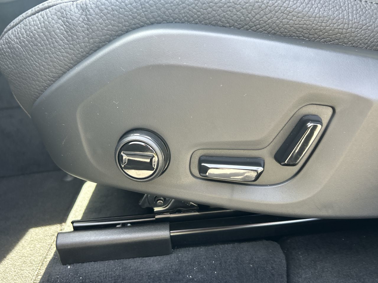 2025 Volvo XC60 in Richmond, British Columbia