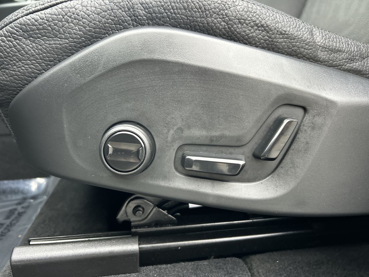 2025 Volvo XC60 in Richmond, British Columbia