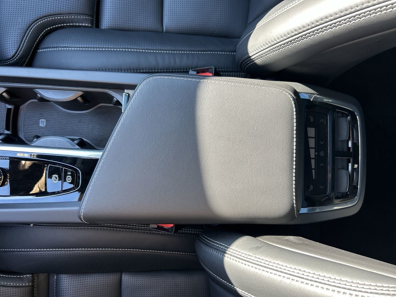 Volvo XC60  2025 à Richmond, Colombie-Britannique