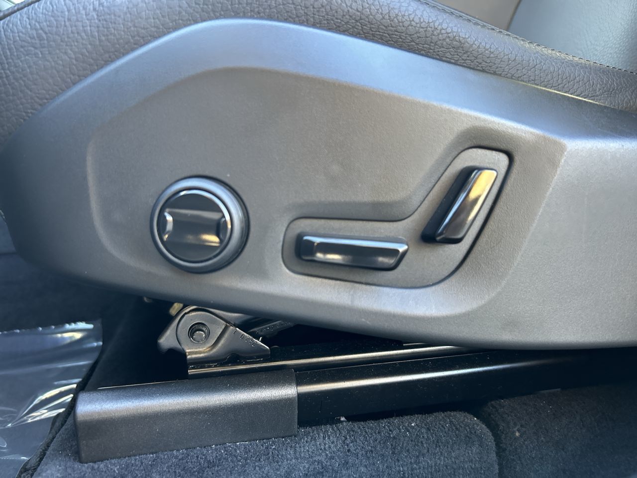 2025 Volvo XC60 in Richmond, British Columbia