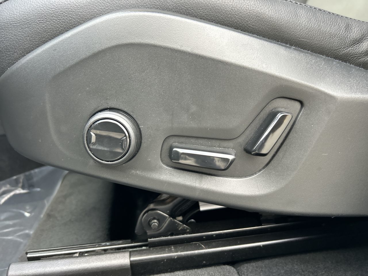 2025 Volvo XC60 in Richmond, British Columbia