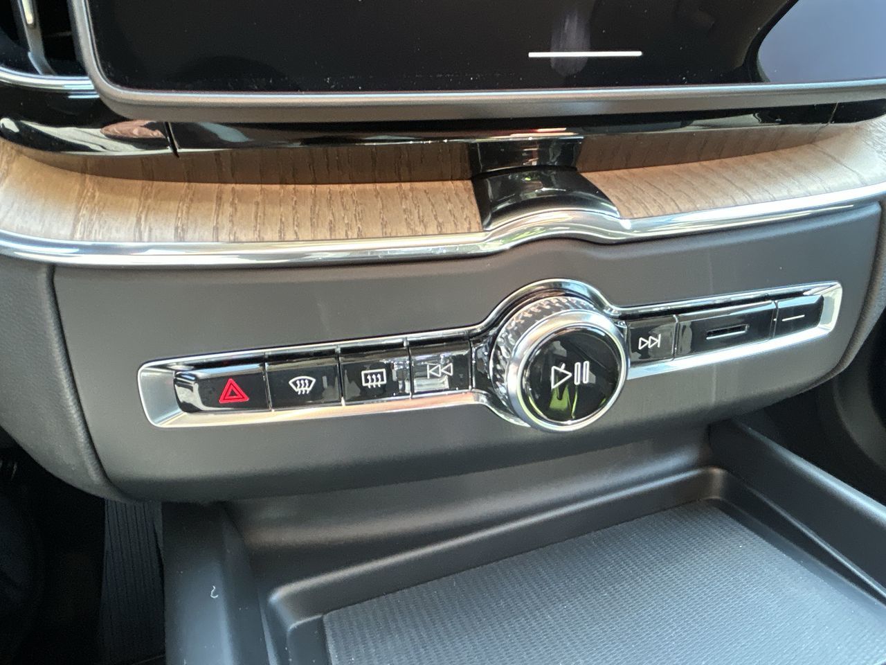 2026 Volvo XC60 in Richmond, British Columbia