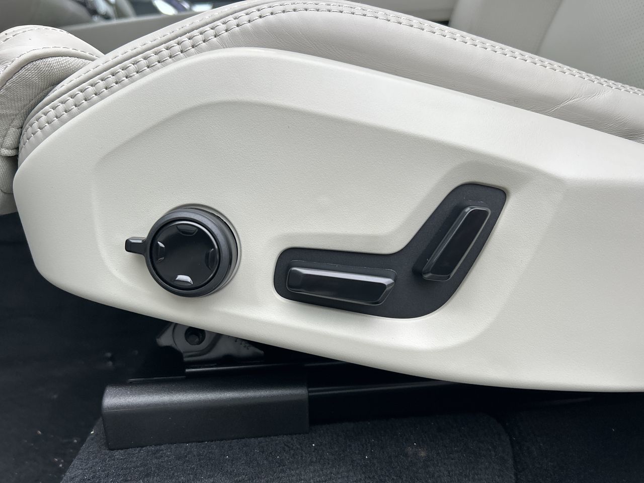 Volvo XC60  2026 à Richmond, Colombie-Britannique