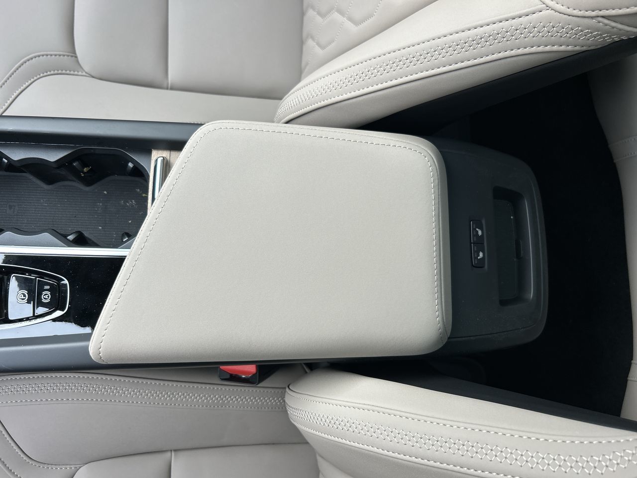 2026 Volvo XC60 in Richmond, British Columbia