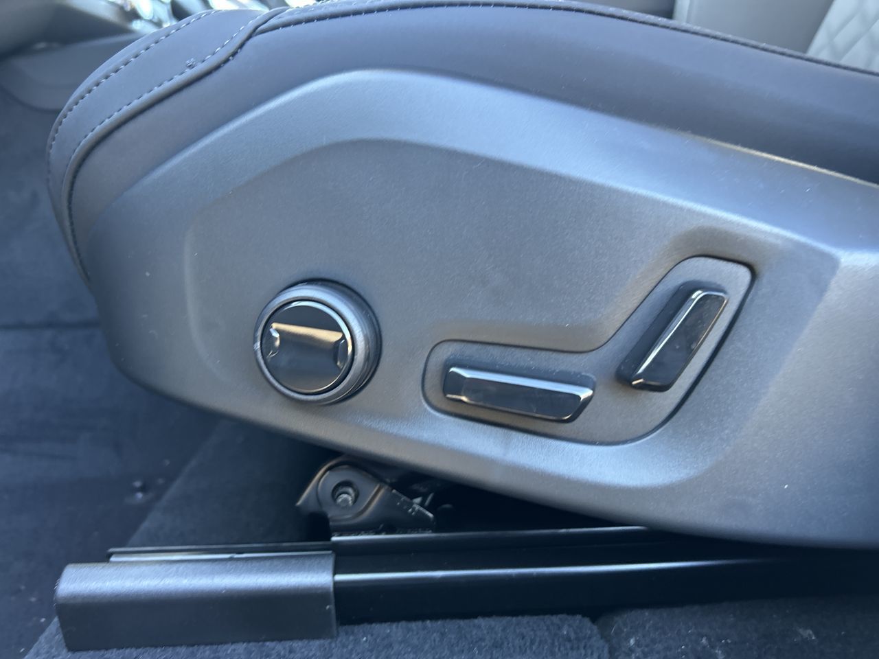 2026 Volvo XC60 in Richmond, British Columbia