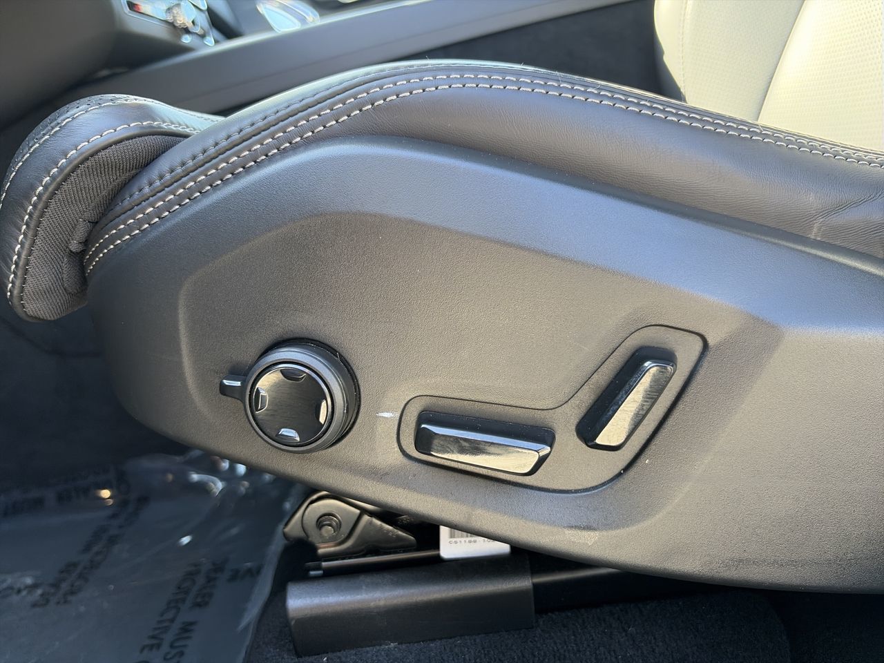 2026 Volvo XC60 in Richmond, British Columbia