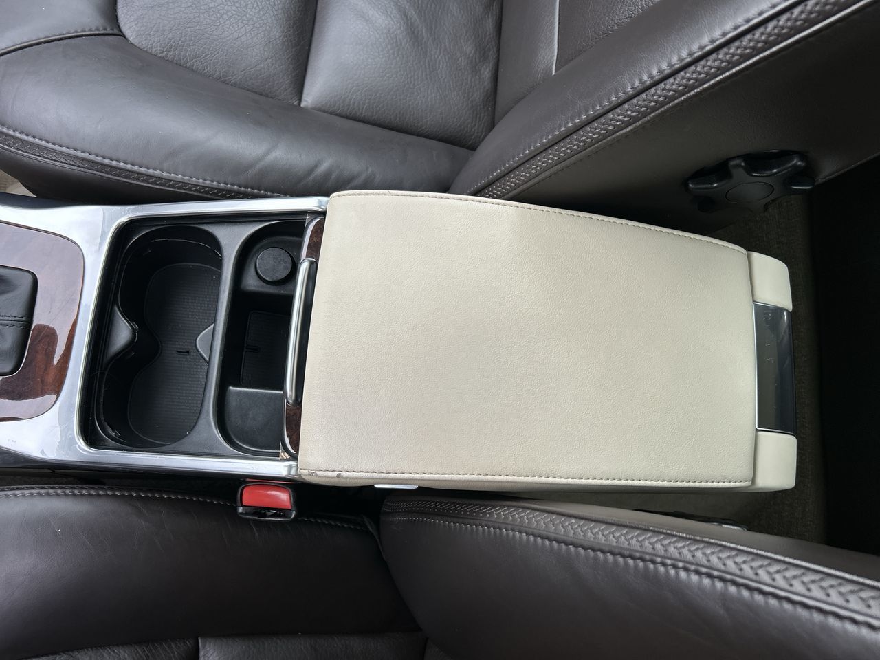 2014 Volvo XC70 in Richmond, British Columbia