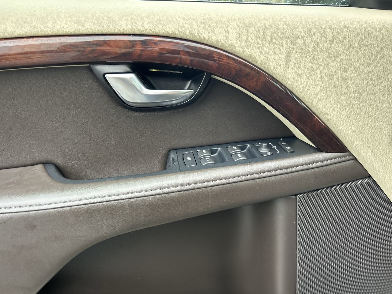 2014 Volvo XC70 in Richmond, British Columbia