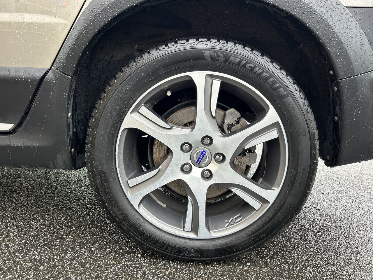 2014 Volvo XC70 in Richmond, British Columbia