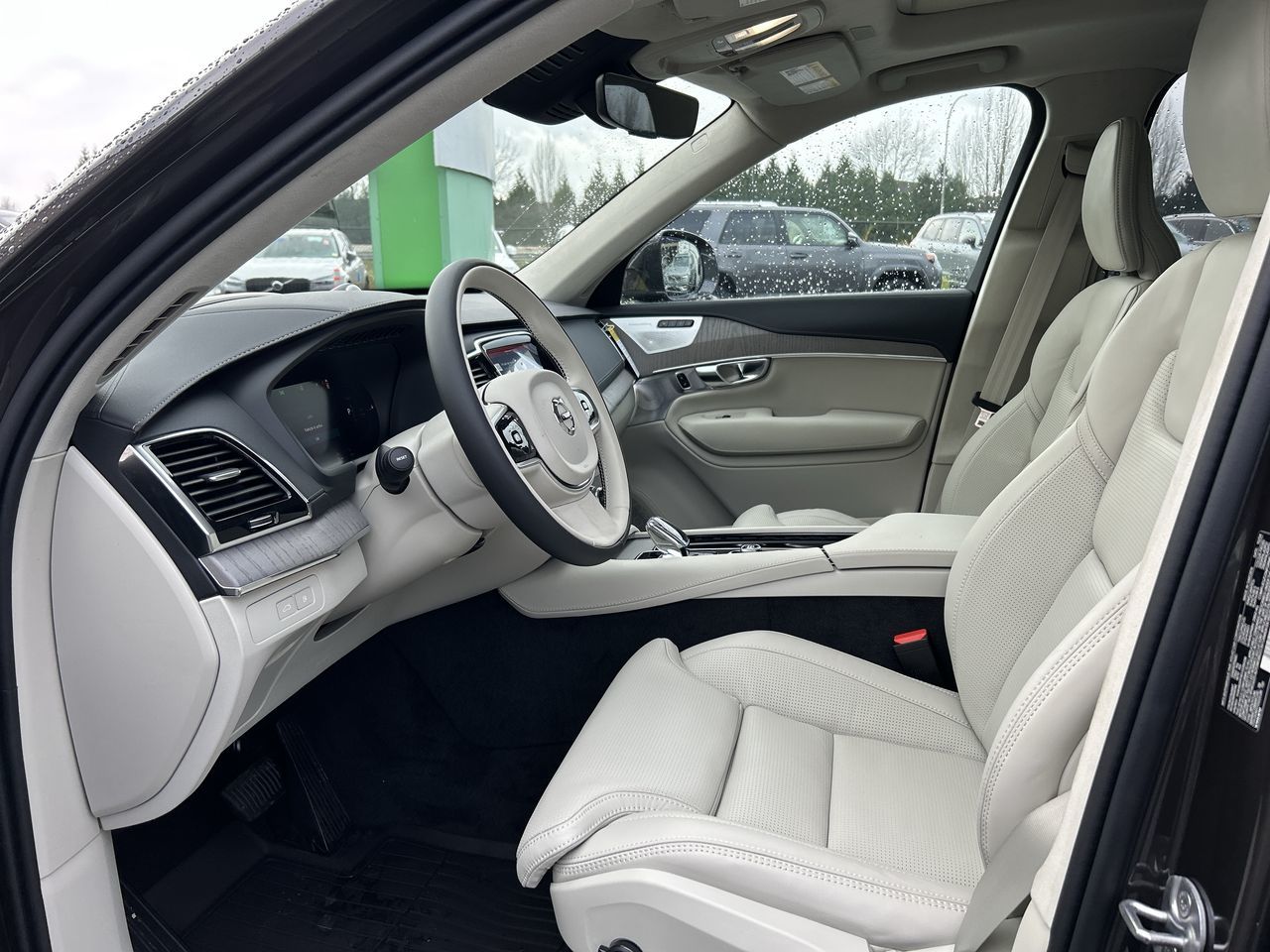 2025 Volvo XC90 PLUG-IN HYBRID in Richmond, British Columbia