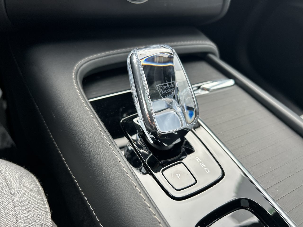 2025 Volvo XC90 PLUG-IN HYBRID in Richmond, British Columbia