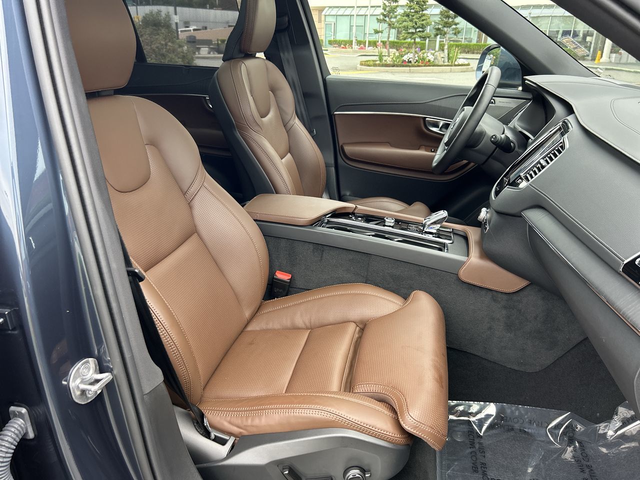 2025 Volvo XC90 Plug-In Hybrid in Richmond, British Columbia