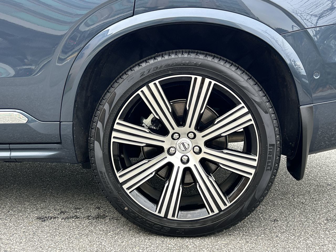 2025 Volvo XC90 Plug-In Hybrid in Richmond, British Columbia