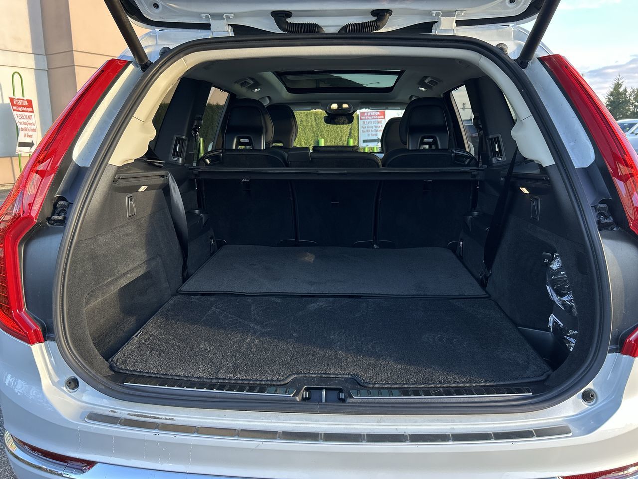 2025 Volvo XC90 Plug-In Hybrid in Richmond, British Columbia