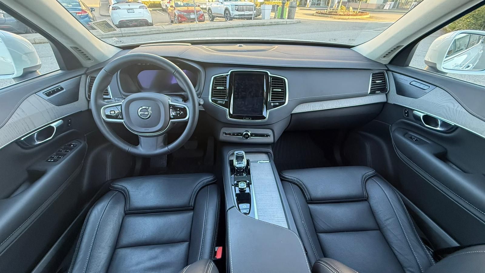 Volvo XC90 Plug-In Hybrid  2025 à Richmond, Colombie-Britannique