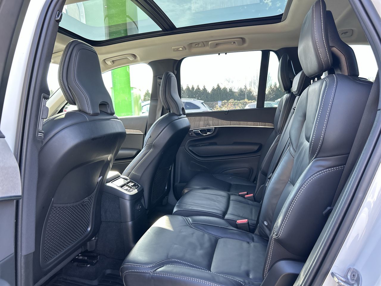 Volvo XC90 Plug-In Hybrid  2025 à Richmond, Colombie-Britannique