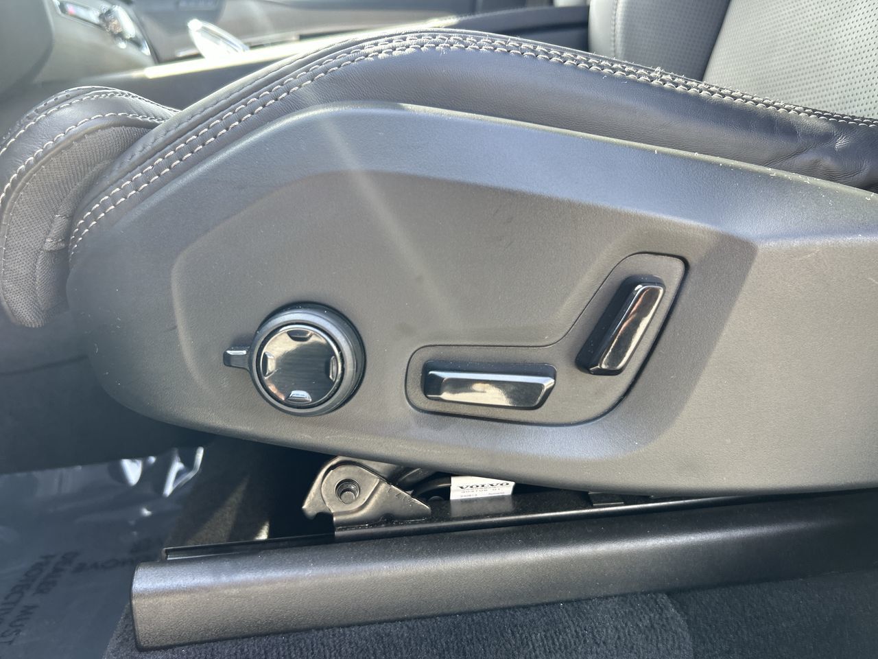 2025 Volvo XC90 Plug-In Hybrid in Richmond, British Columbia