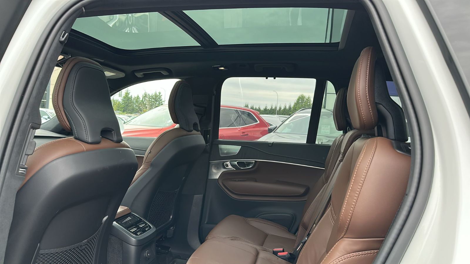 2025 Volvo XC90 Plug-In Hybrid in Richmond, British Columbia