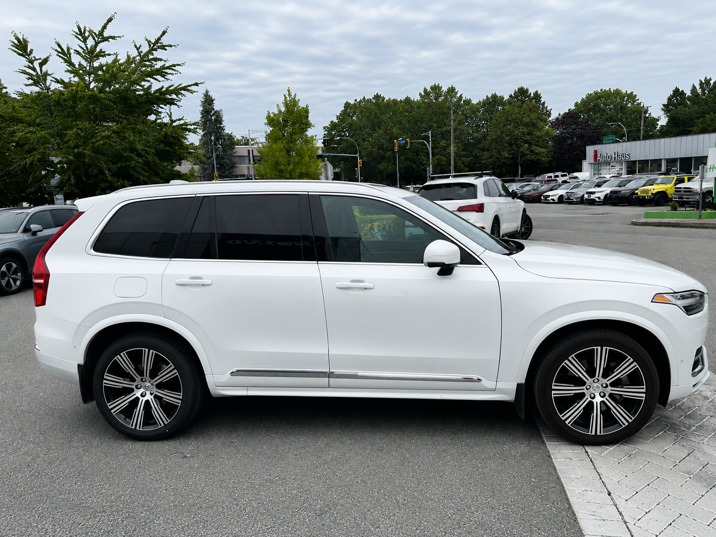 2025 Volvo XC90 Plug-In Hybrid in Richmond, British Columbia