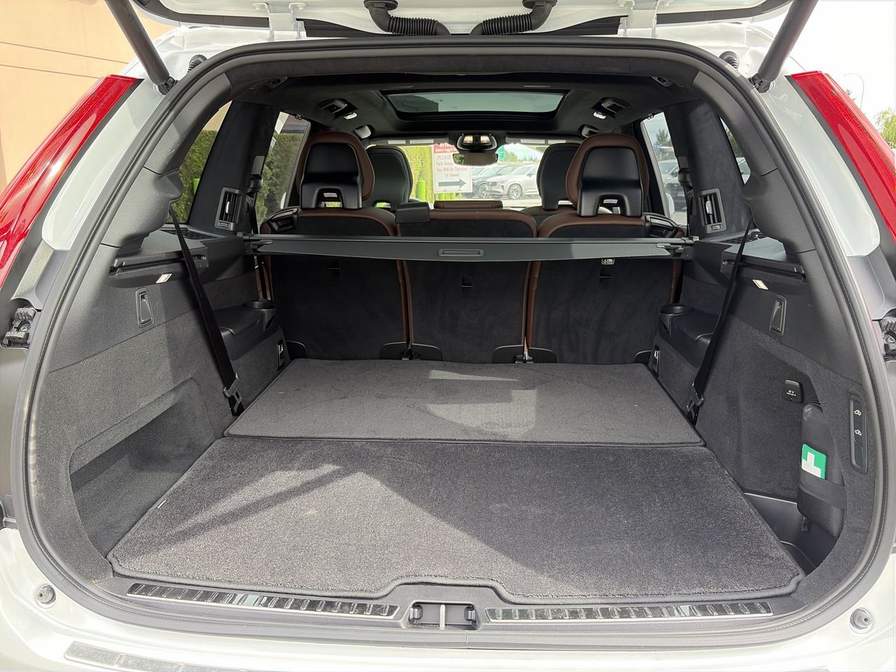 2025 Volvo XC90 Plug-In Hybrid in Richmond, British Columbia