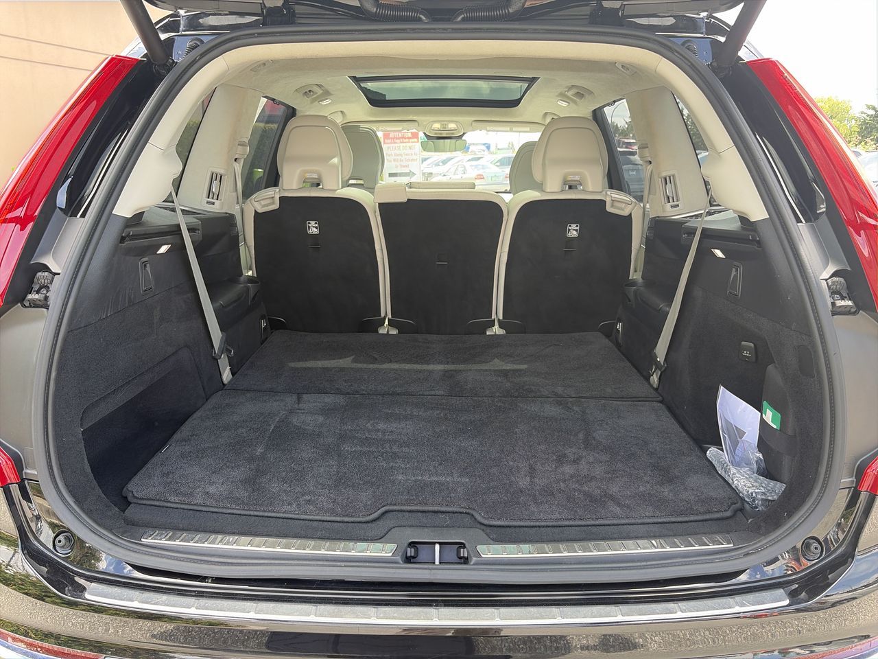 2025 Volvo XC90 Plug-In Hybrid in Richmond, British Columbia