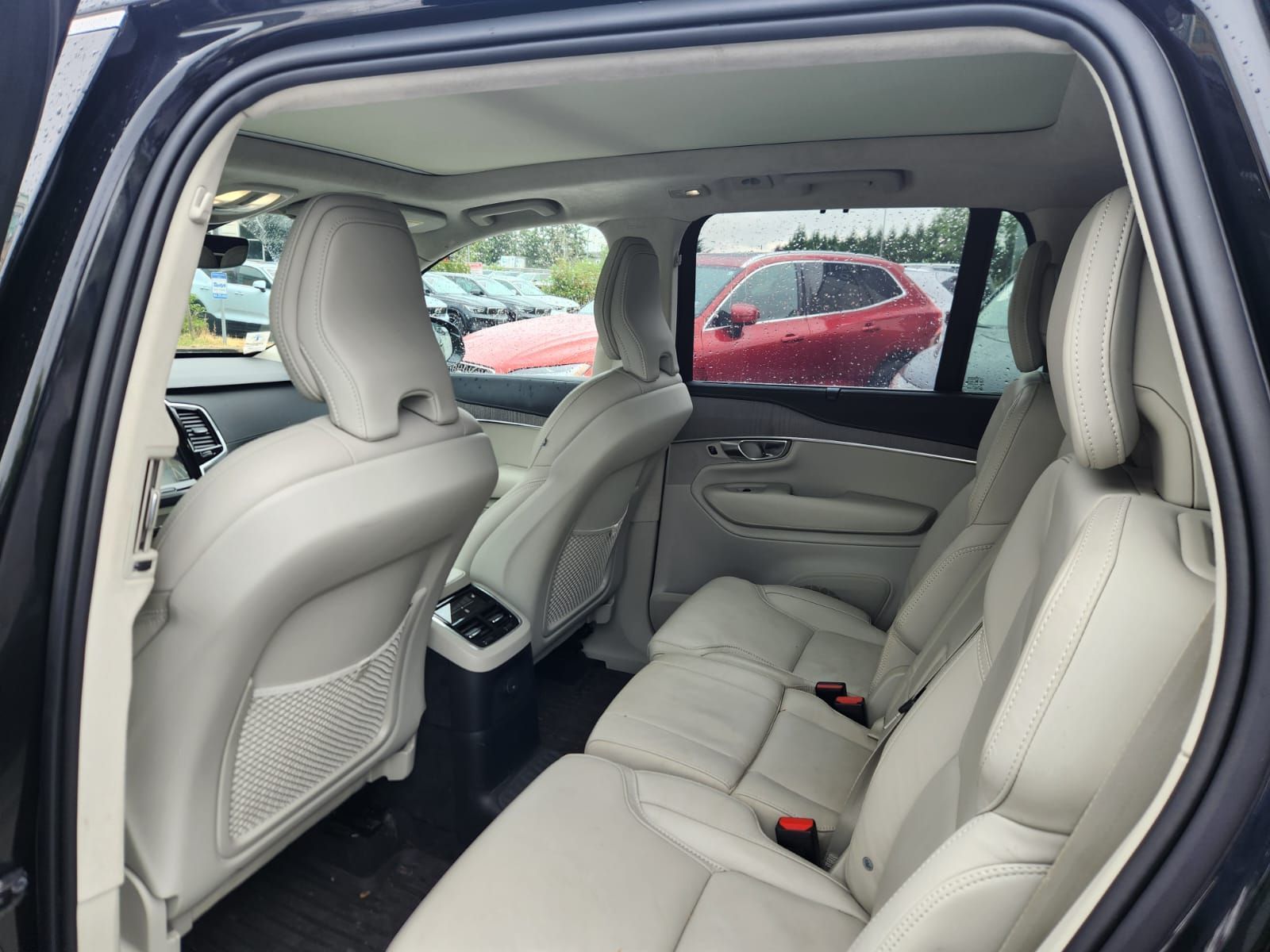 2025 Volvo XC90 Plug-In Hybrid in Richmond, British Columbia