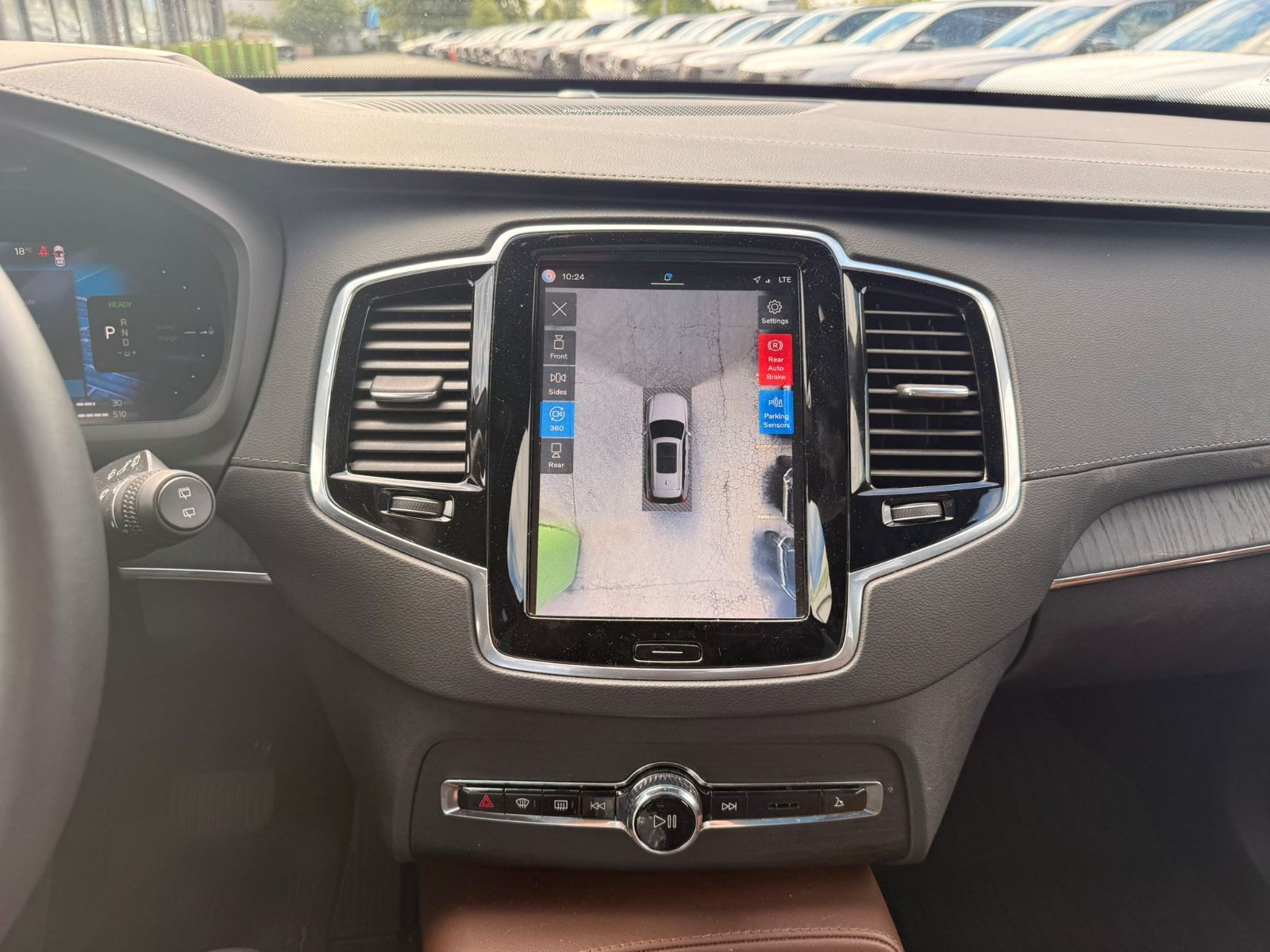 2025 Volvo XC90 Plug-In Hybrid in Richmond, British Columbia