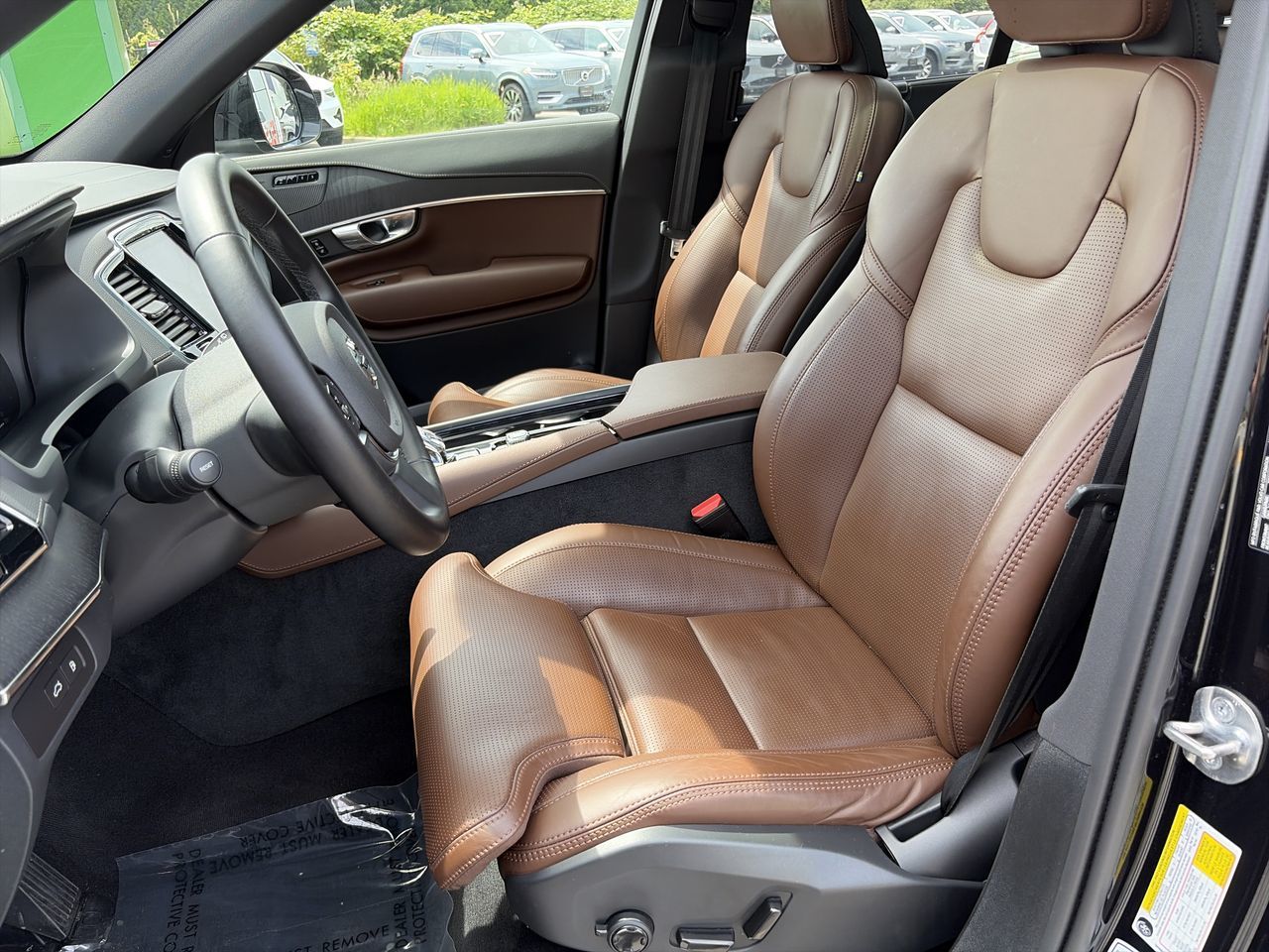2025 Volvo XC90 Plug-In Hybrid in Richmond, British Columbia