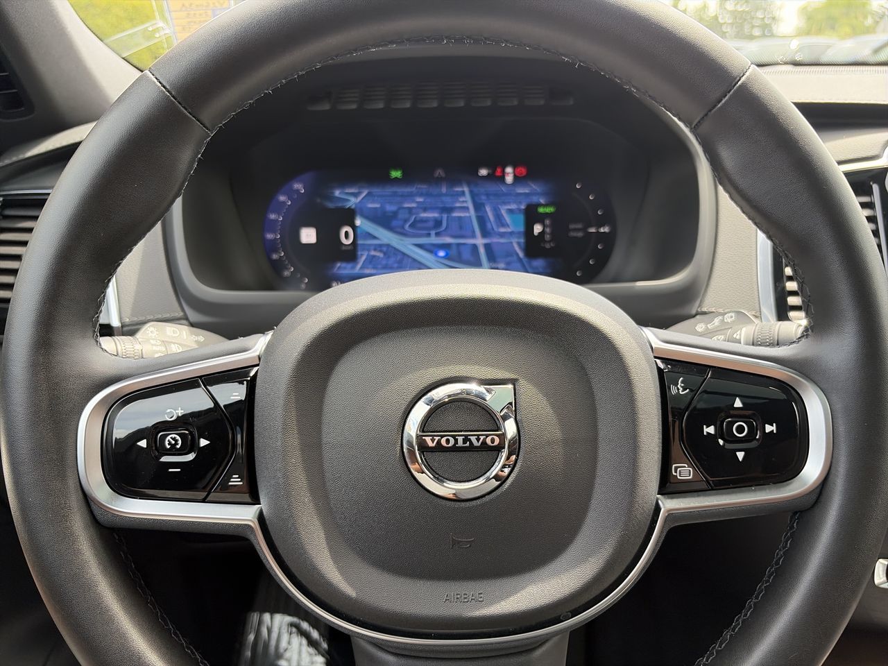 2025 Volvo XC90 Plug-In Hybrid in Richmond, British Columbia