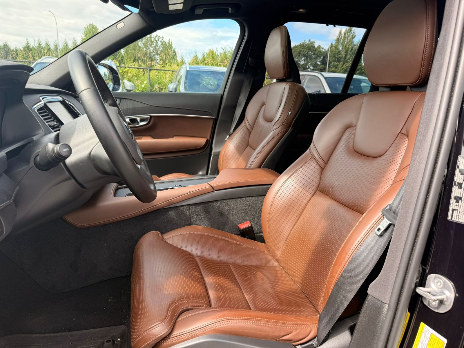 2025 Volvo XC90 Plug-In Hybrid in Richmond, British Columbia