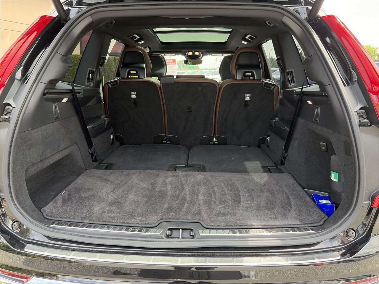 2025 Volvo XC90 Plug-In Hybrid in Richmond, British Columbia