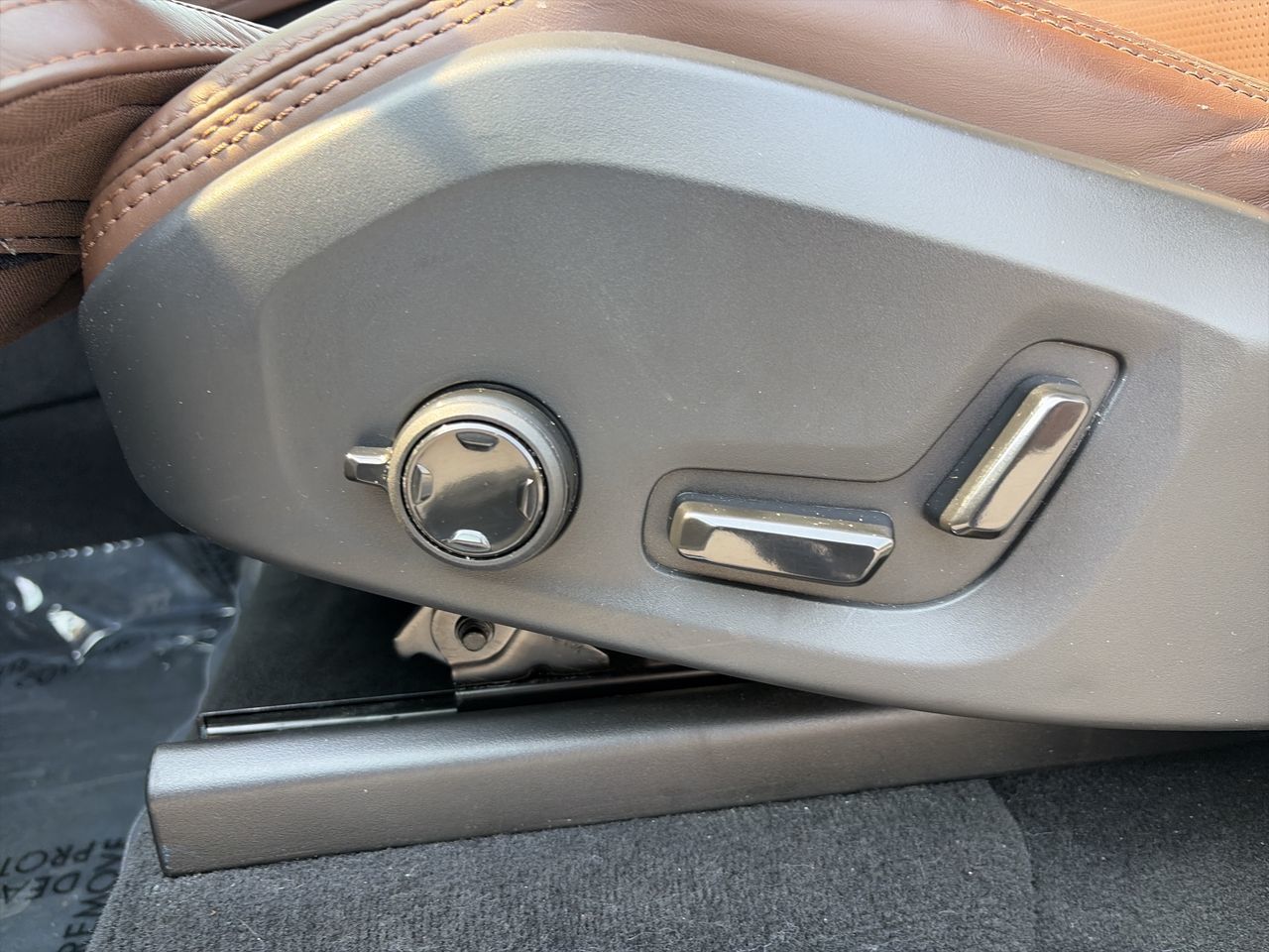 2025 Volvo XC90 Plug-In Hybrid in Richmond, British Columbia