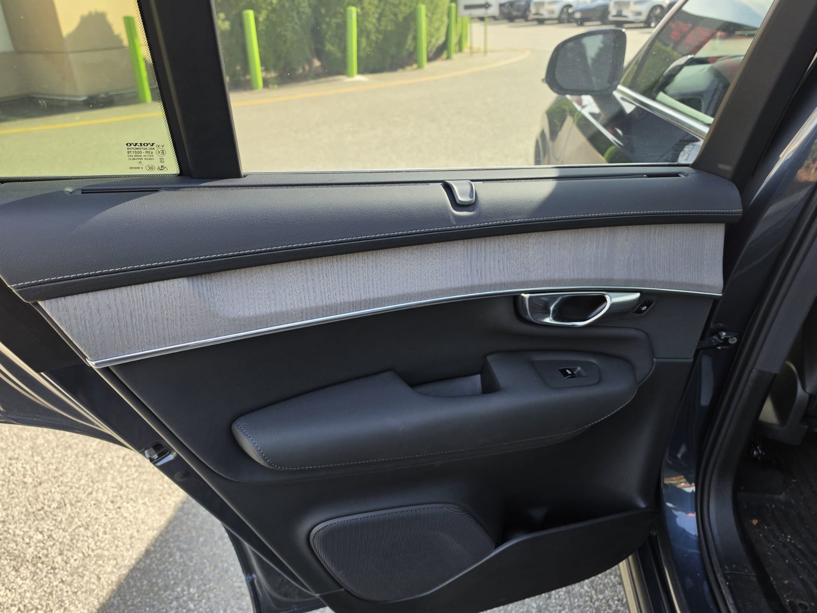 2025 Volvo XC90 Plug-In Hybrid in Richmond, British Columbia