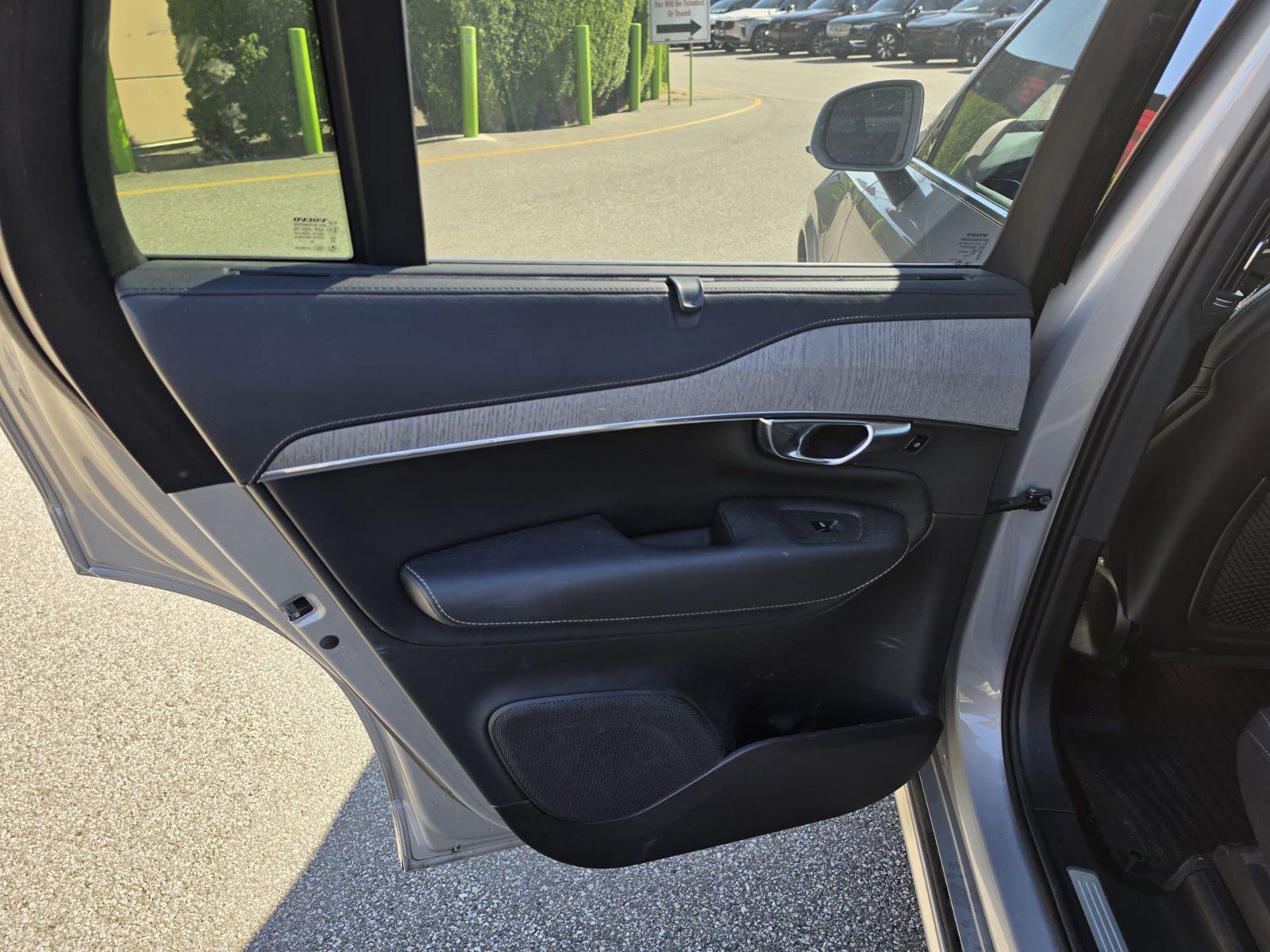 2025 Volvo XC90 Plug-In Hybrid in Richmond, British Columbia