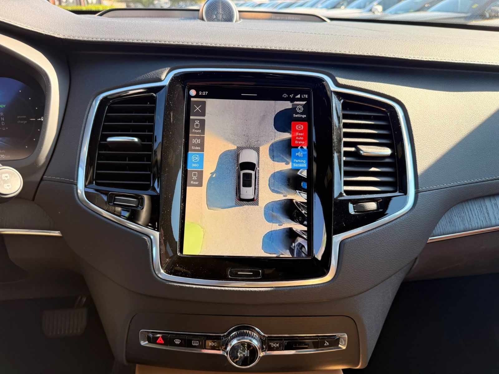 2025 Volvo XC90 Plug-In Hybrid in Richmond, British Columbia