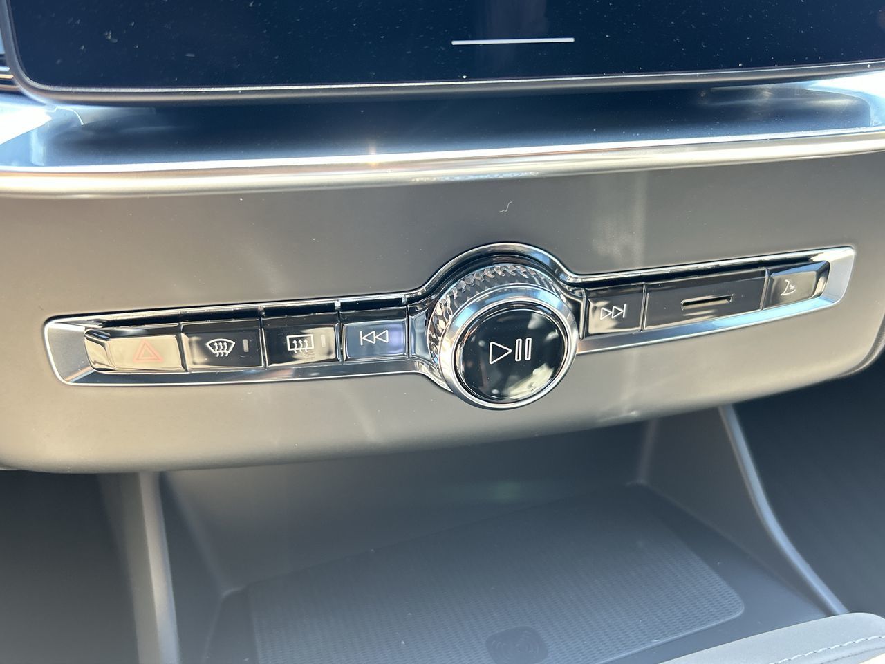 2026 Volvo XC90 PLUG-IN HYBRID in Richmond, British Columbia
