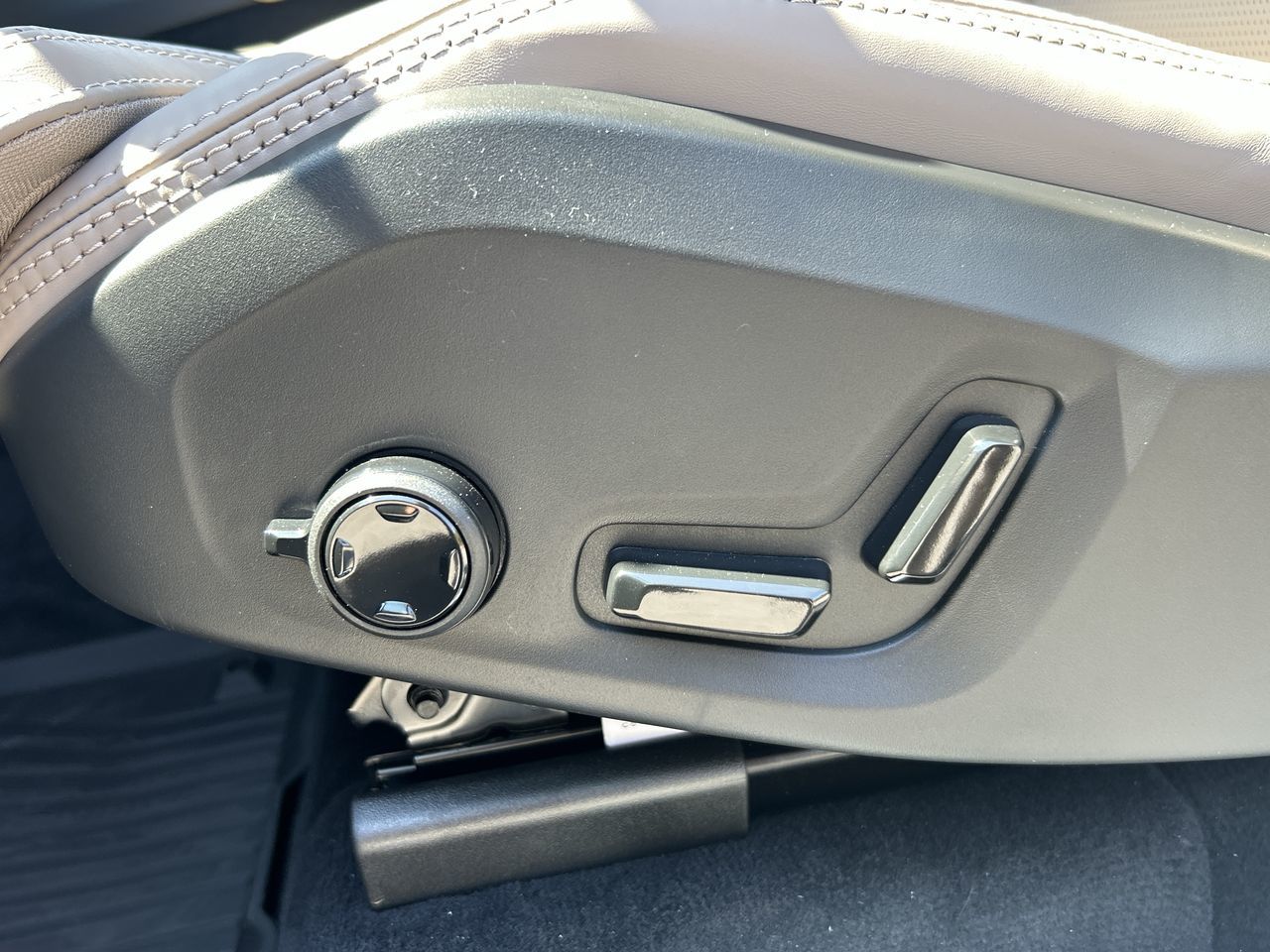 2026 Volvo XC90 PLUG-IN HYBRID in Richmond, British Columbia