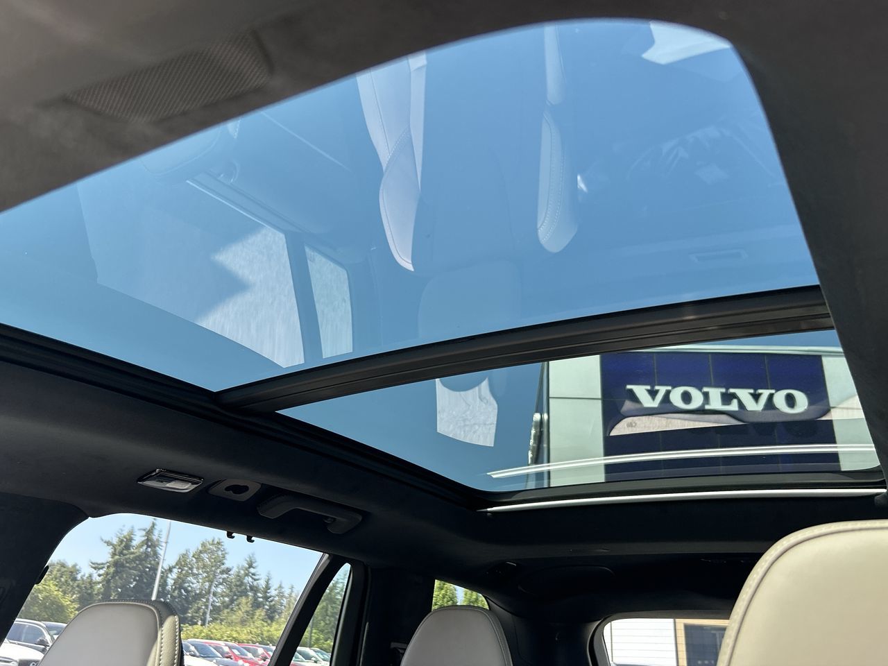 2026 Volvo XC90 PLUG-IN HYBRID in Richmond, British Columbia