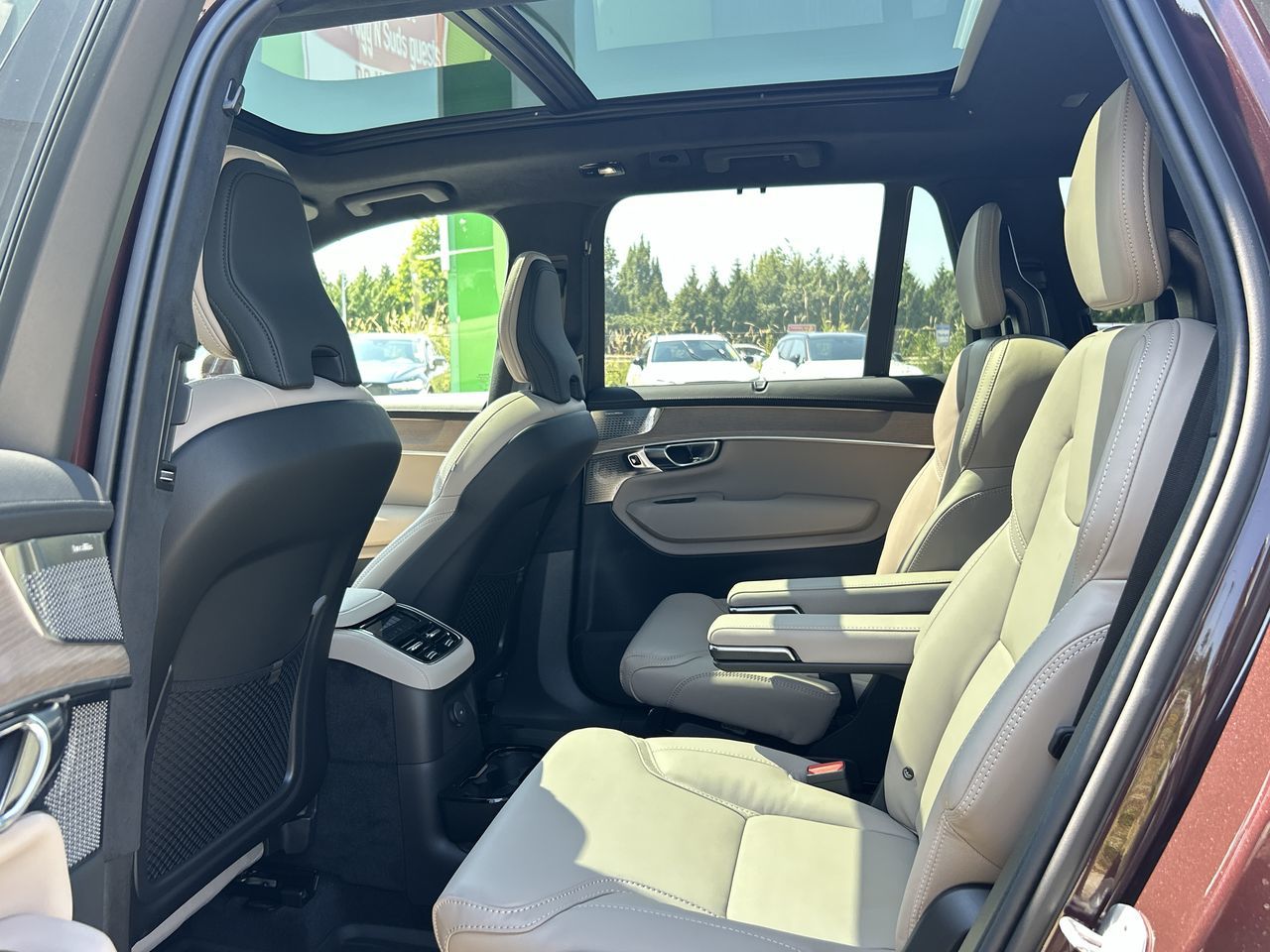 2026 Volvo XC90 PLUG-IN HYBRID in Richmond, British Columbia
