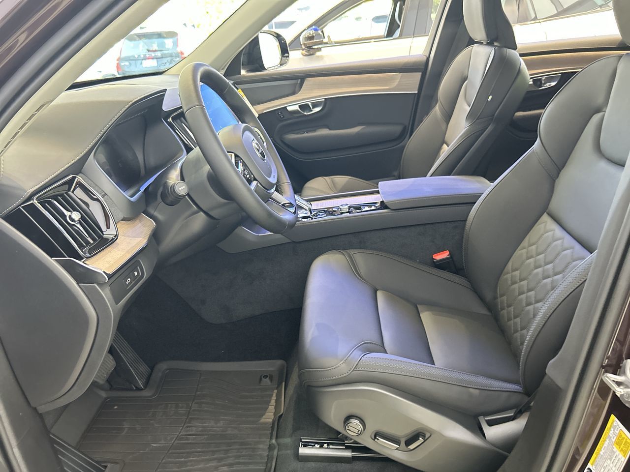 2026 Volvo XC90 Plug-in hybrid in Richmond, British Columbia