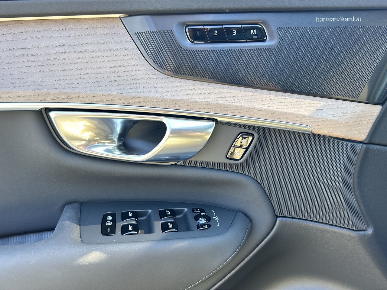 2026 Volvo XC90 Plug-in hybrid in Richmond, British Columbia